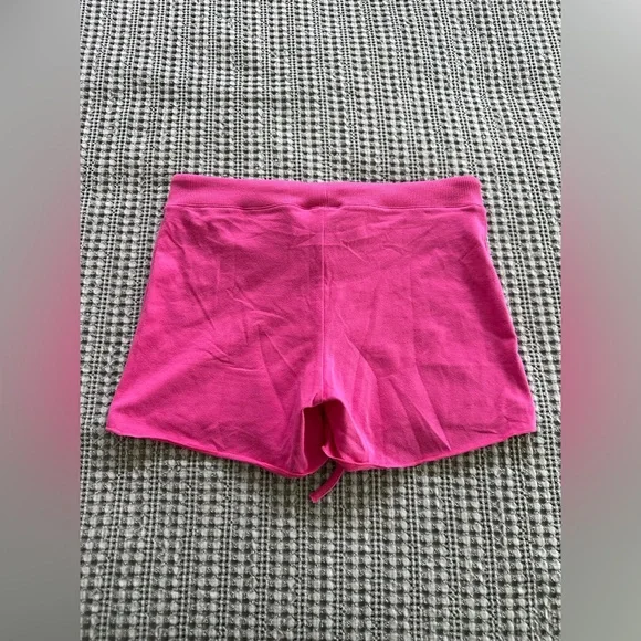 Skims Cotton Jersey Short in Hot Pink. Size small. Brand new with tags. - Picture 2 of 4